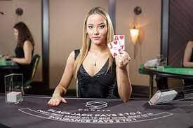 Fitur bonus Gem Saviour dengan simbol khusus